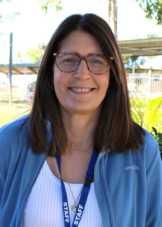 simone-lowe.JPG